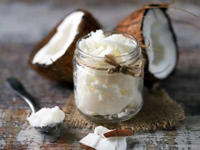 The cosmetic benefits of coconut oil