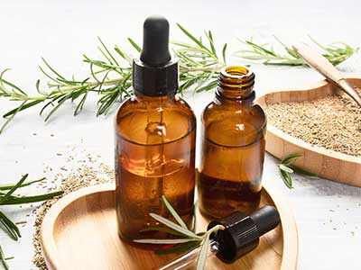 Les huiles essentielles incontournables en Aromathérapie